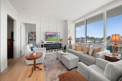 404-1439 George St, White Rock, BC, V4B0B9 | Card Image