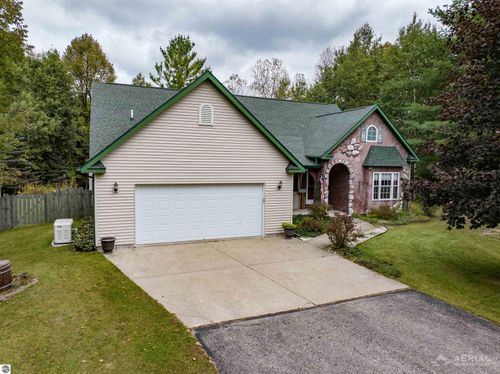 2296 W Cheyenne Lane, West Branch, MI, 48661 | Card Image