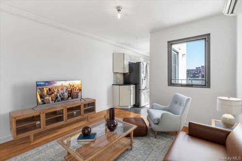 apt-4l-236 N 7th St, Brooklyn, NY, 11211-2965 | Card Image