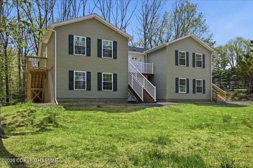 unit-202-2 Mountain Dr, Mount Pocono, PA, 18344-1714 | Card Image