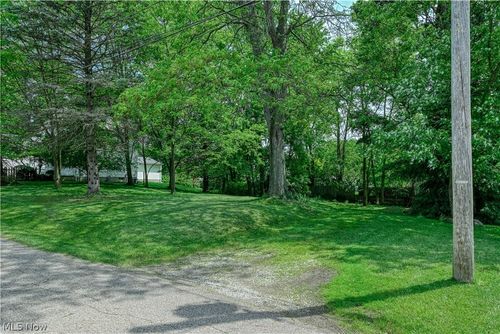 1921 Dwight St, Cuyahoga Falls, OH, 44221-4301 | Card Image