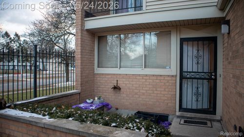 1011 Trevor Pl, Detroit, MI, 48207-3809 | Card Image