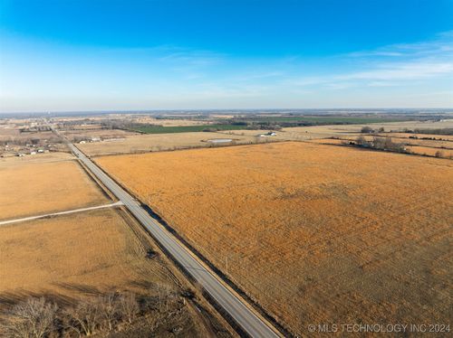 37 Old Highway 10, Miami, OK, 74354 | Card Image