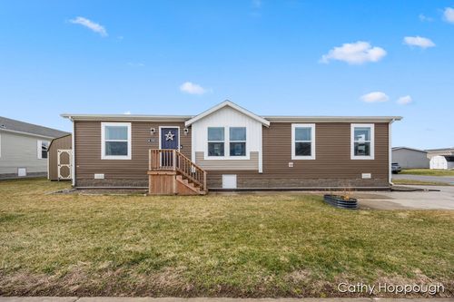 138-13615 Declaration Ct, Eagle, MI, 48822-9550 | Card Image