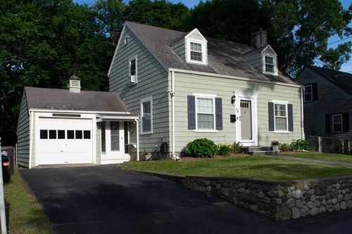 24 Garey St, Weymouth, MA, 02189-1626 | Card Image