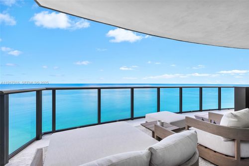 5501-18555 Collins Ave, Sunny Isles Beach, FL, 33160-2400 | Card Image