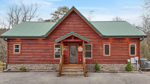 3226 White Falcon Way, Pigeon Forge, TN, 37862 | Card Image
