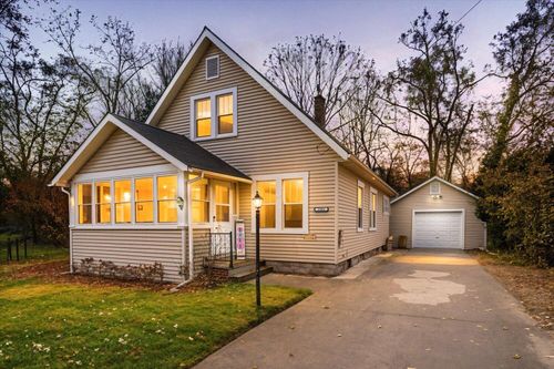 1904 W North St, Kalamazoo, MI, 49006-3026 | Card Image