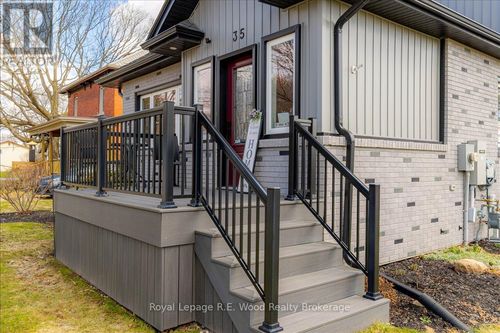 35 Church St E, Burgessville, ON, N0J1C0 | Card Image