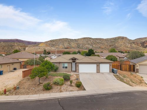42 E 700 N, La Verkin, UT, 84745-7800 | Card Image