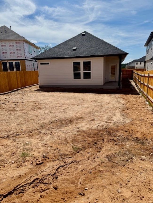 370 Milkwood Ter, House other with 3 bedrooms, 2 bathrooms and null parking in Dripping Springs TX | Image 14