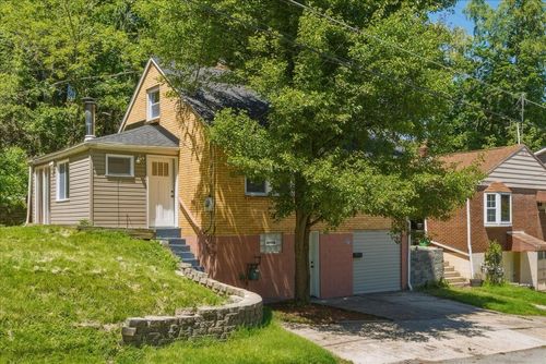 3912 Jane Street, West Mifflin, PA, 15122 | Card Image
