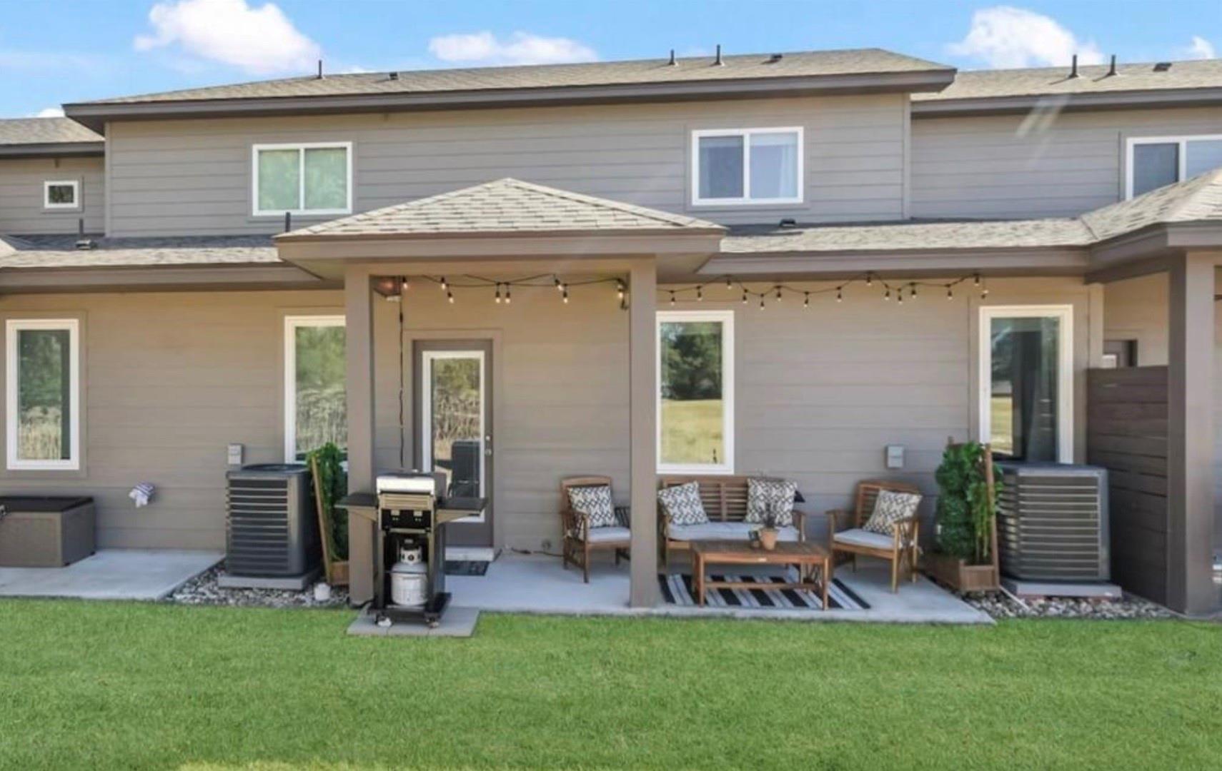 Residential Lease in Point Venture 2