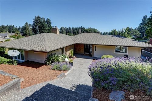10837 Evergreen Ter Sw, Lakewood, WA, 98498-6701 | Card Image