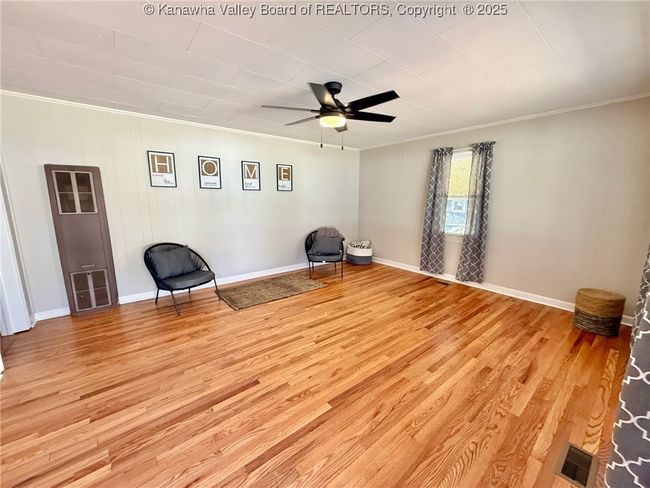 307 2 Nd Ave, House other with 2 bedrooms, 2 bathrooms and null parking in Ripley WV | Image 4
