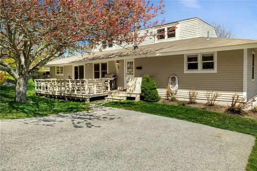 1-7 Cowsill Ln, Newport, RI, 02840-3801 | Card Image