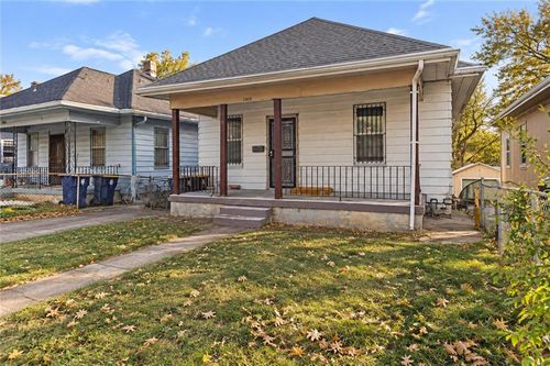5809 Saint John Ave, Kansas City, MO, 64123-1917 | Card Image