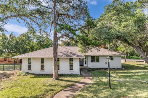 9730 Timberview Dr, Woodway, TX, 76712-3256 | Card Image