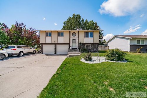 847 Chantilly Ln, Idaho Falls, ID, 83402-2454 | Card Image