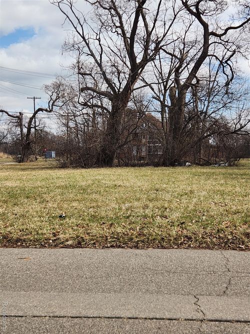 3978 16th St, Detroit, MI, 48208-2654 | Card Image