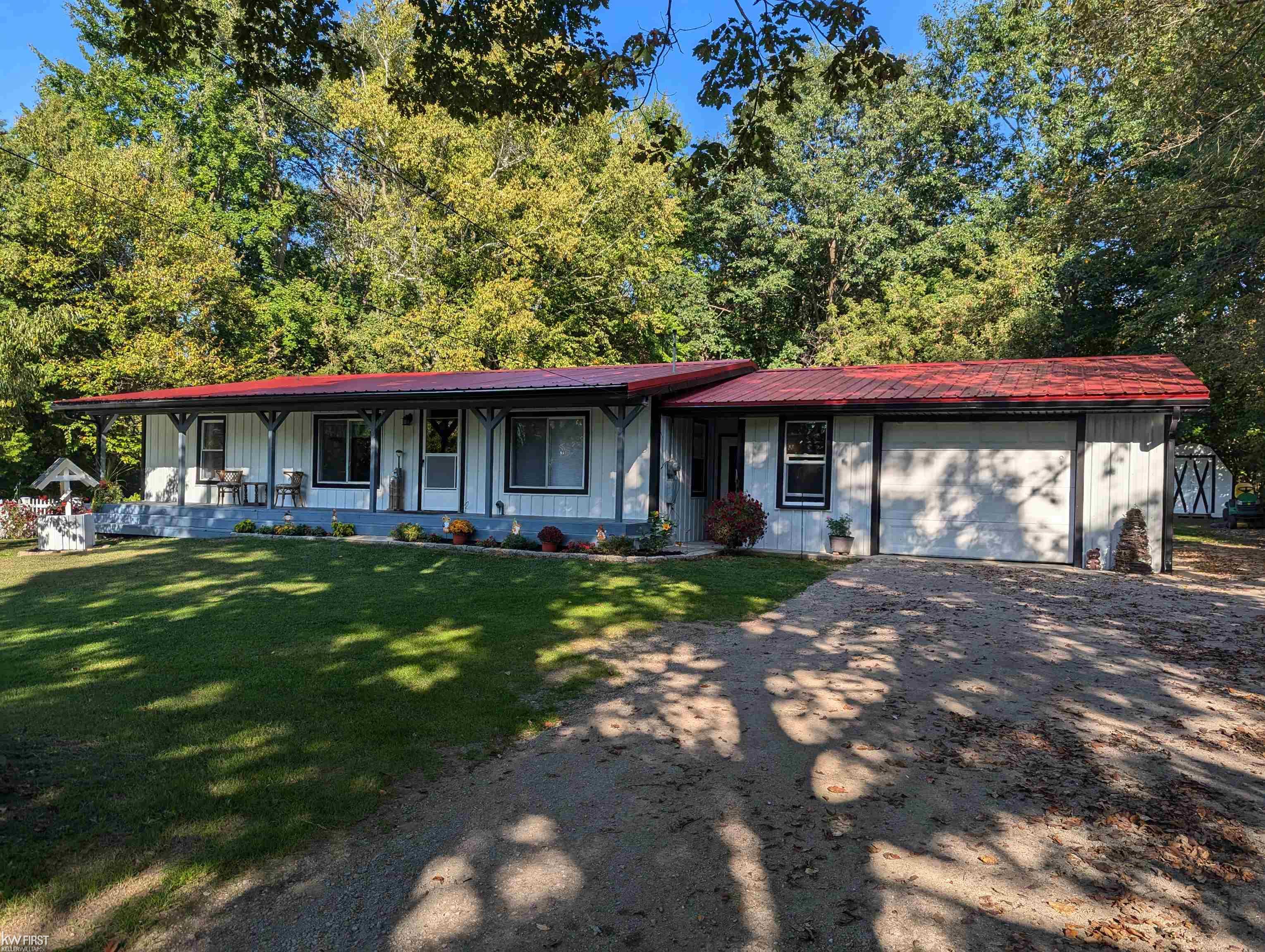 Vassar Rd, Millington, MI 48746