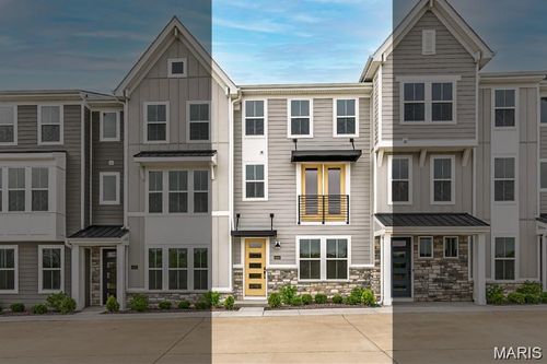 8919 E Gateway Hts, Saint Louis, MO, 63144-3315 | Card Image