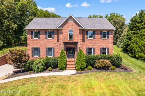 2613 Cross Creek Dr, Maryville, TN, 37803-7507 | Card Image