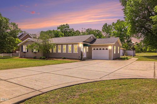 1782 Chicora Rd, Dunn, NC, 28334-6494 | Card Image