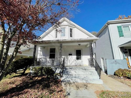 230 E 12th St, Alton, IL, 62002-7225 | Card Image