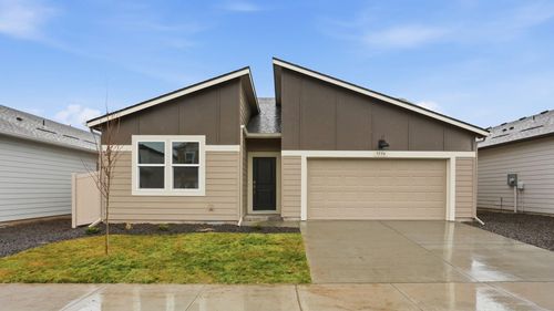 13510 W Sprague Ave, Airway Heights, WA, 99001-5317 | Card Image