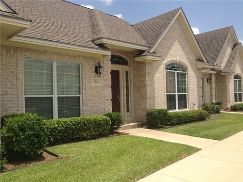 220 Fraternity Row, College Station, TX, 77845-6508 | Card Image