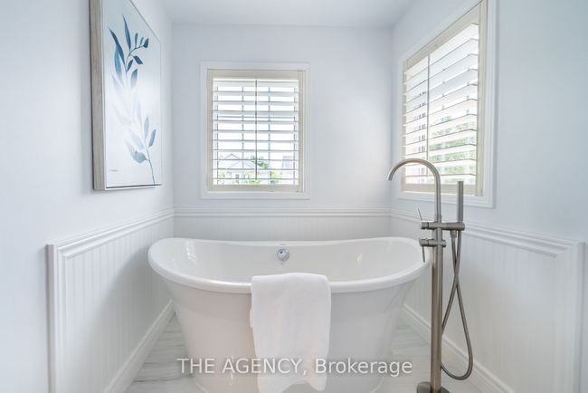 71 Tunney Pl, House other with 3 bedrooms, 4 bathrooms and 2 parking in Whitby ON | Image 21