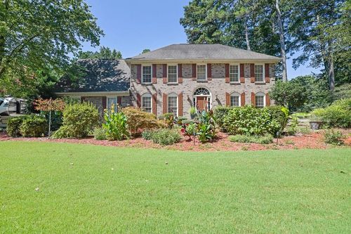 1339 Saint Michaels Ct Sw, Lilburn, GA, 30047-3285 | Card Image