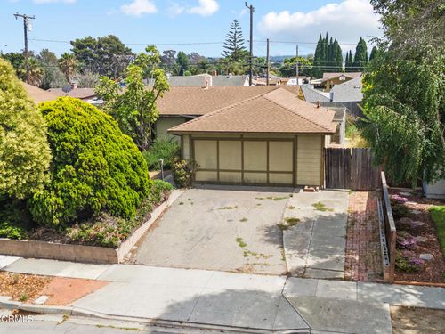 6752 Swan St, Ventura, CA, 93003-7136 | Card Image