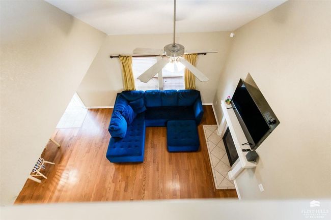 2018 Quail Run, Condo with 3 bedrooms, 3 bathrooms and null parking in Junction City KS | Image 6