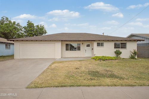 331 N Hunt Dr E, Mesa, AZ, 85203-8126 | Card Image