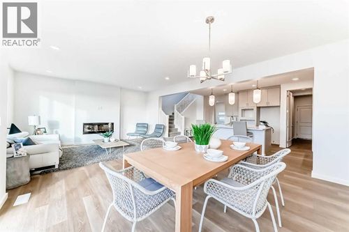 44 Creekside Path Sw, Calgary, AB, T2X4B9 | Card Image