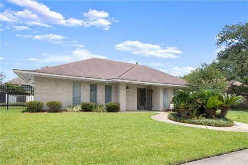 16025 Antietam Ave, Baton Rouge, LA, 70817-3145 | Card Image