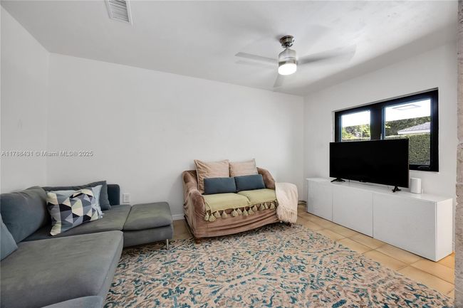 2325 Alhambra Cir, House other with 4 bedrooms, 3 bathrooms and null parking in Coral Gables FL | Image 20