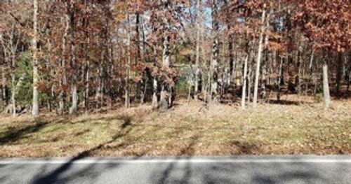 551 Stonehenge Dr, Crossville, TN, 38558-2731 | Card Image