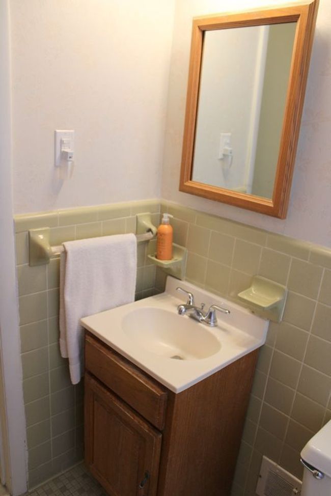 AN OAK RAISED PANEL VANITY W/1 PIECE MOLDED SINK! | Image 14