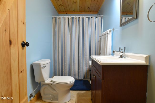 308 Walnut Mountain Farms Loop, House other with 4 bedrooms, 3 bathrooms and null parking in Roan Mountain TN | Image 21