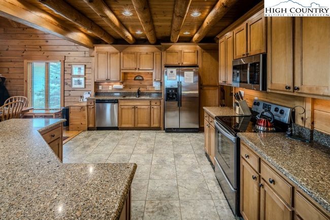 937 Alpine Dr, House other with 4 bedrooms, 4 bathrooms and null parking in Seven Devils NC | Image 9