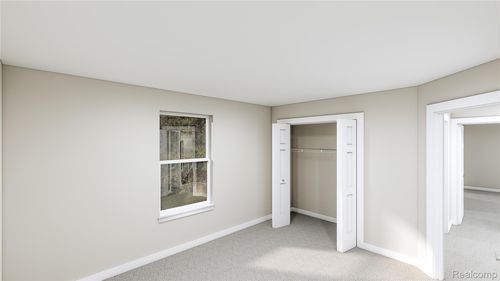 570 W Wildwood Dr, Owosso, MI, 48867-9119 | Card Image