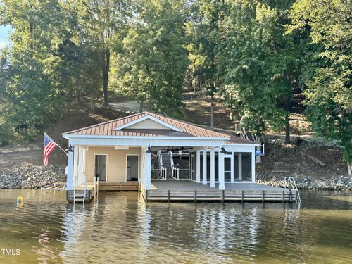 7 Smoke House Ln, Semora, NC, 27343-9554 | Card Image