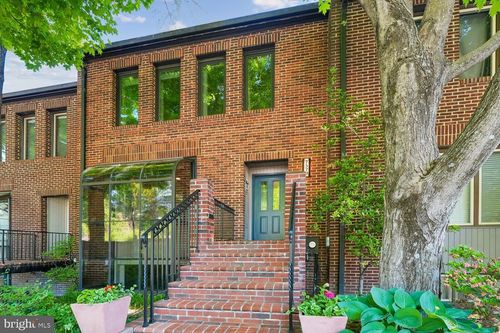 7529 Bradley Blvd, BETHESDA, MD, 20817-1450 | Card Image