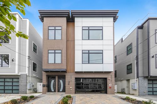 a1-24 Romaine Ave, Jersey City, NJ, 07306-5604 | Card Image