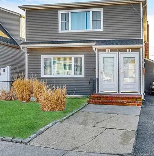 apt-1st-15 Sagamore Rd, Island Park, NY, 11558-1477 | Card Image