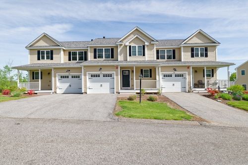 1204-1204 Hazelwood Way, Clinton, MA, 01510-3936 | Card Image