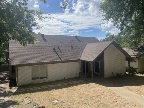 2021 Wildwood Dr, Grand Prairie, TX, 75050-2245 | Card Image